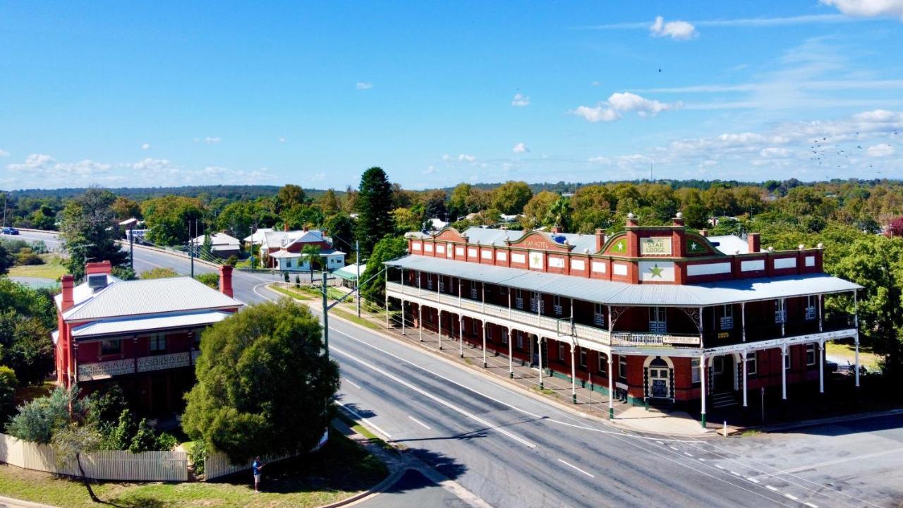 Historic Star Lodge And Station Masters House Narrandera Zewnętrze zdjęcie