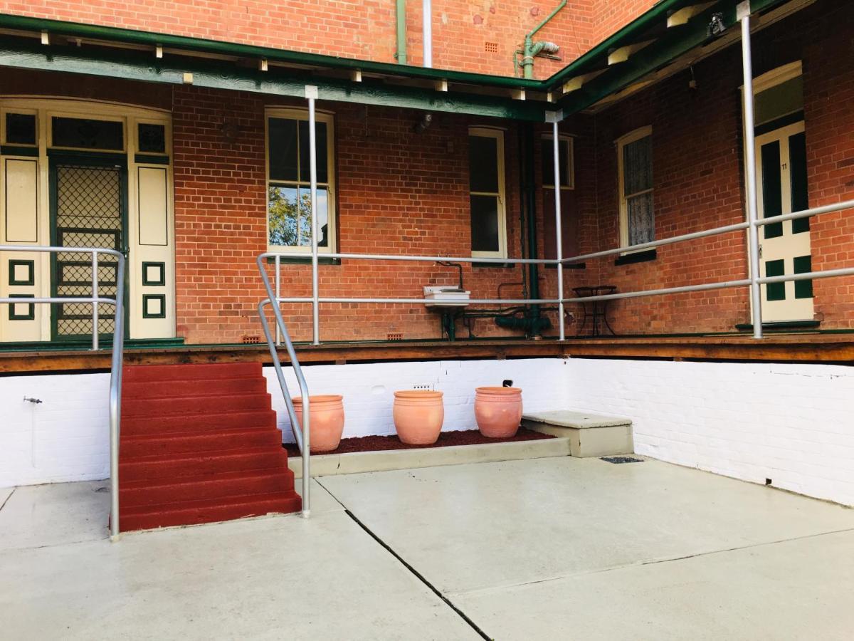 Historic Star Lodge And Station Masters House Narrandera Zewnętrze zdjęcie