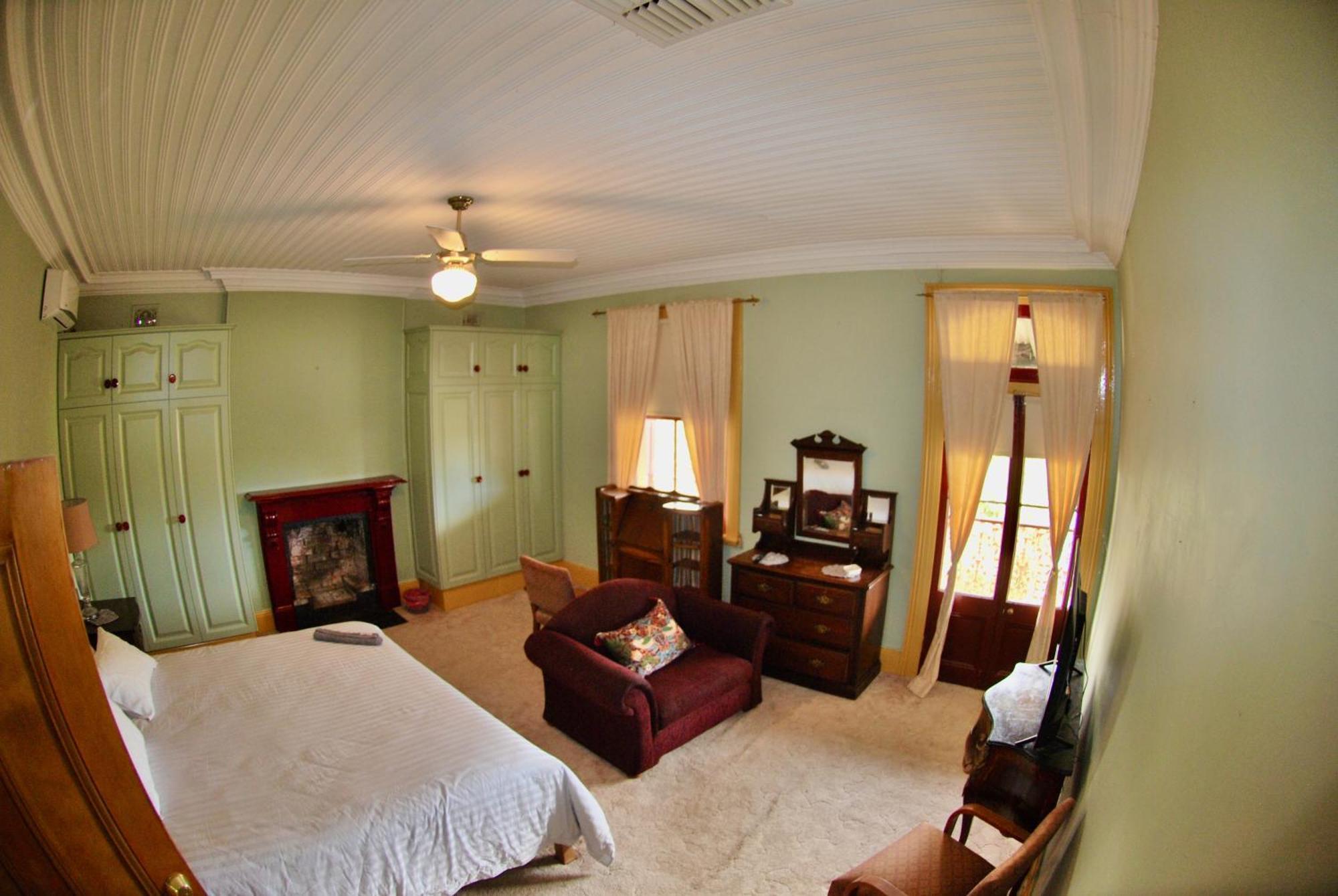 Historic Star Lodge And Station Masters House Narrandera Pokój zdjęcie